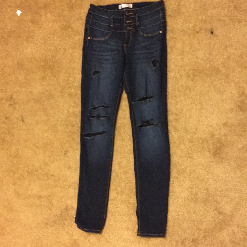 Ripped jeggings